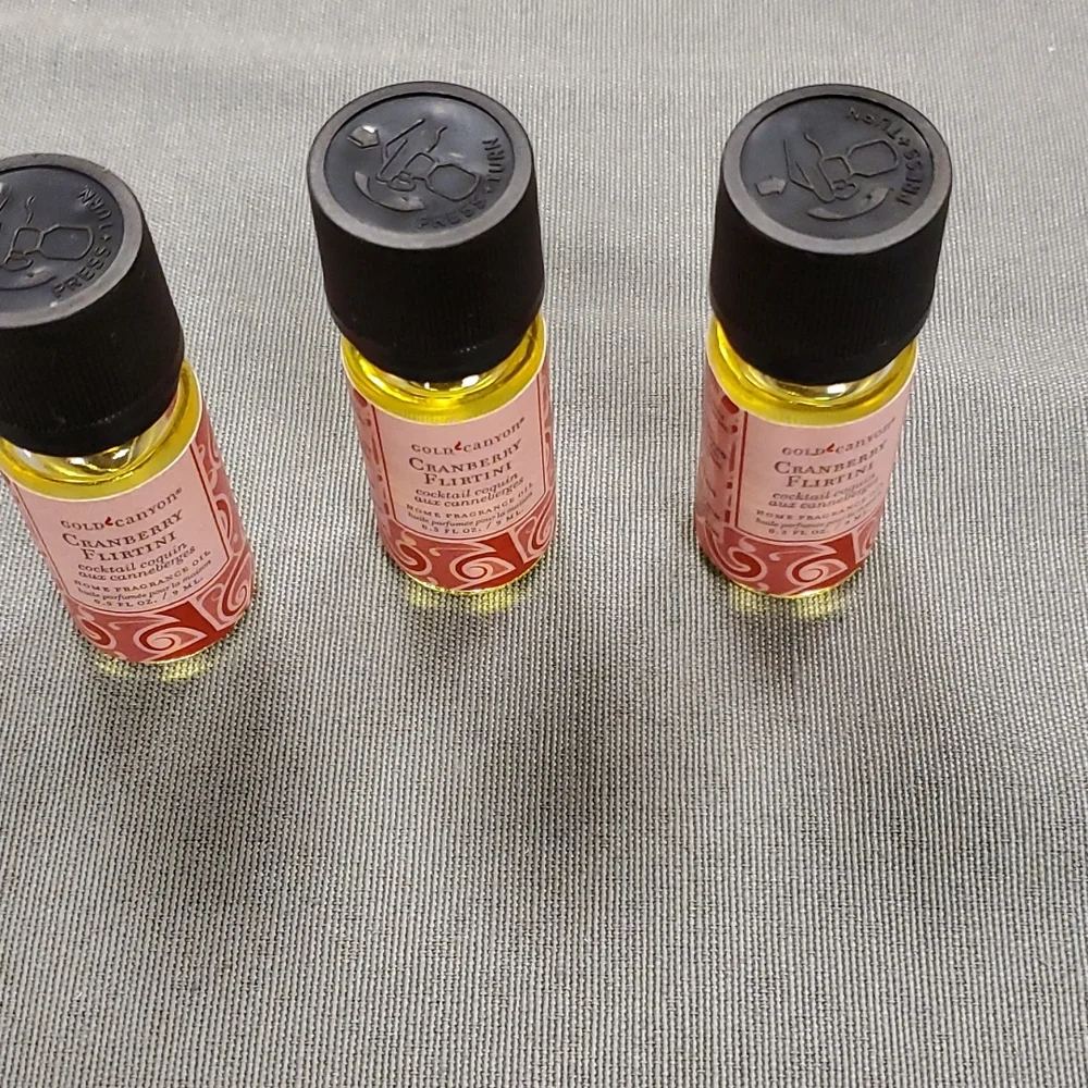 CRANBERRY FLIRTINI Home Fragrance Oil from‎ Gold Canyon 0.3 FL oz